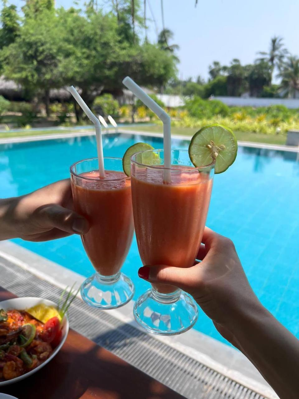 Nn Beach Resort & Spa Nilaveli Bagian luar foto