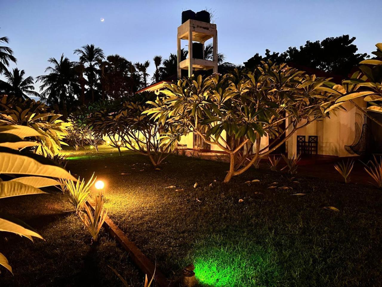 Nn Beach Resort & Spa Nilaveli Bagian luar foto
