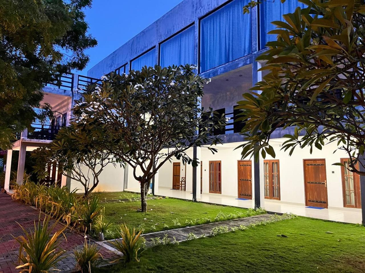 Nn Beach Resort & Spa Nilaveli Bagian luar foto