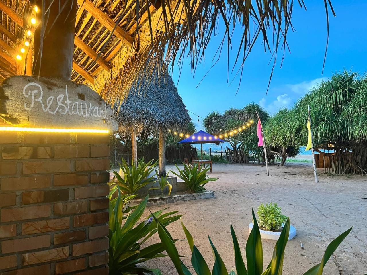 Nn Beach Resort & Spa Nilaveli Bagian luar foto