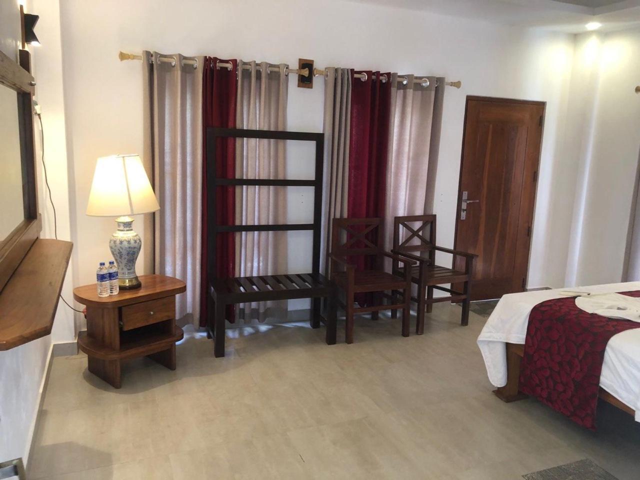 Nn Beach Resort & Spa Nilaveli Bagian luar foto