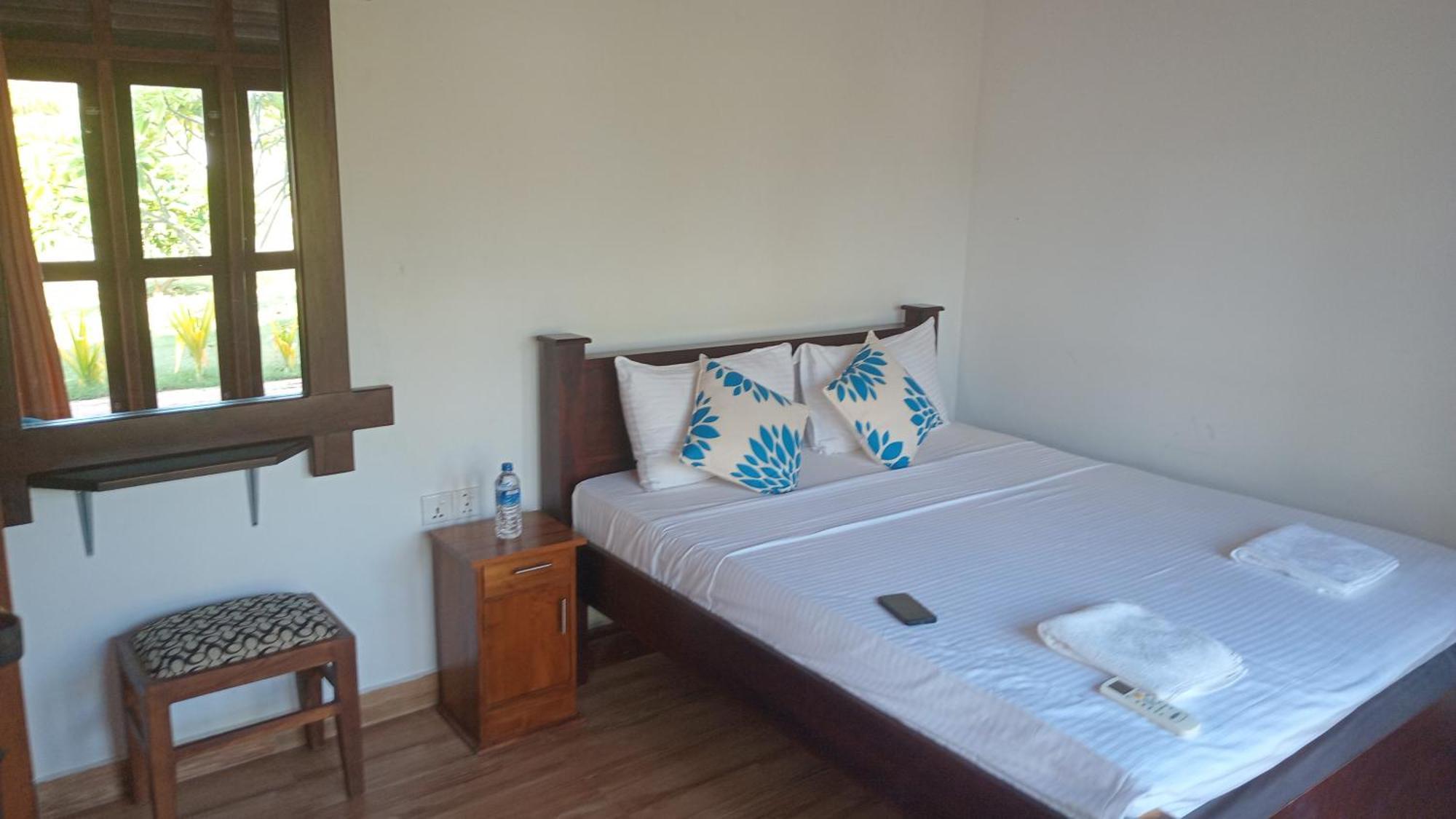 Nn Beach Resort & Spa Nilaveli Bagian luar foto