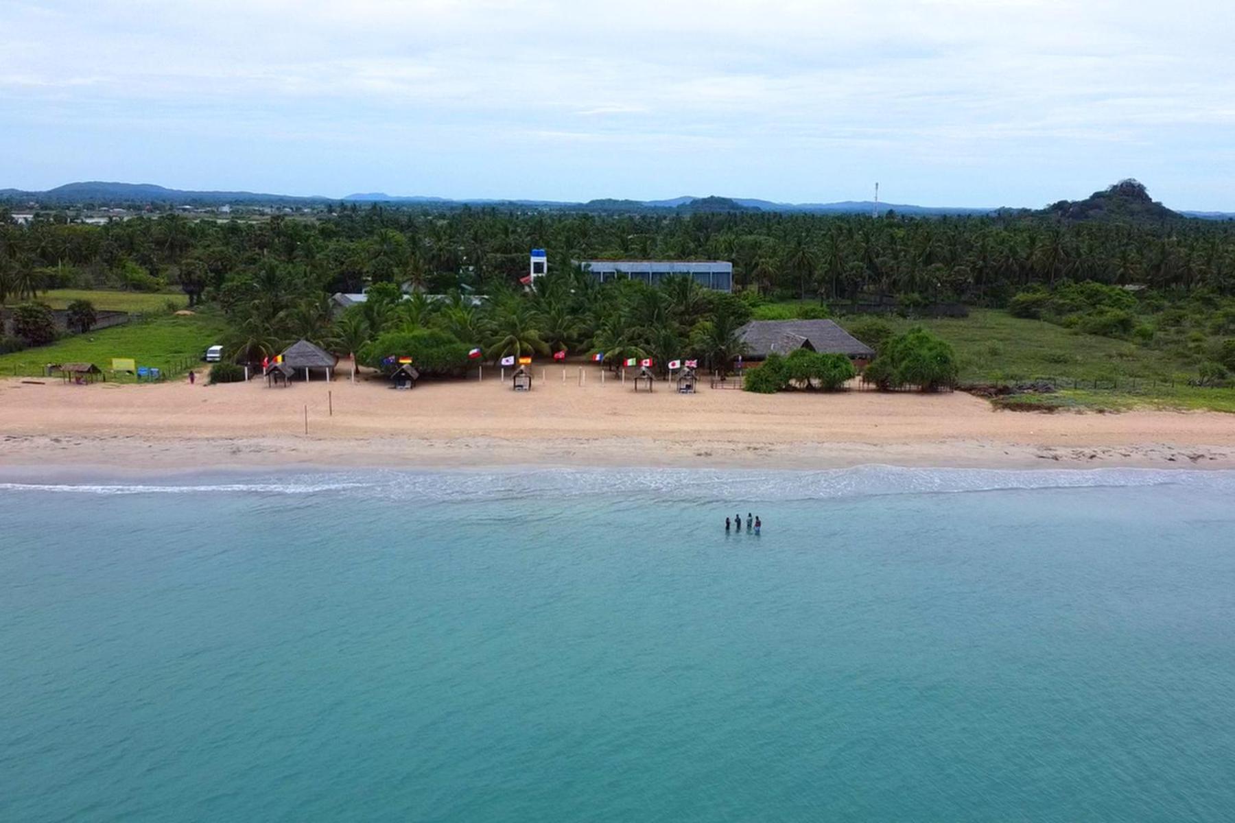 Nn Beach Resort & Spa Nilaveli Bagian luar foto
